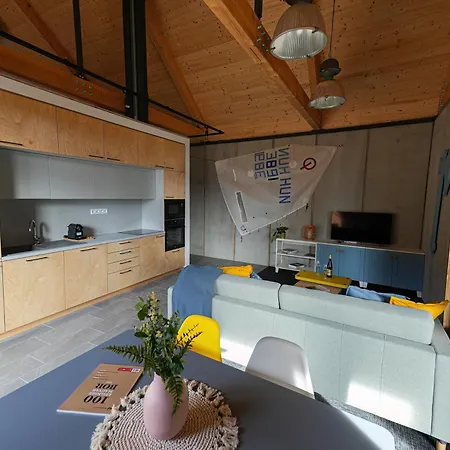 Lägenhet Kaloz Apartmanhaz