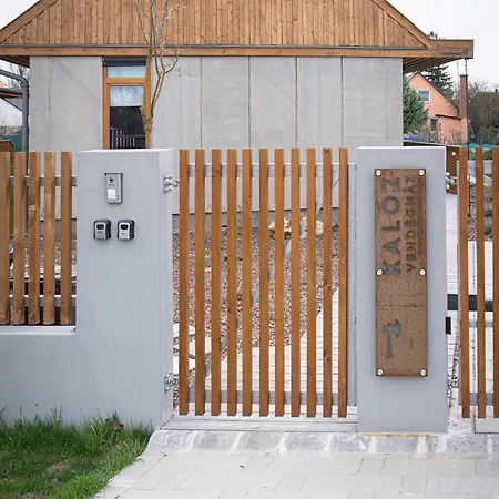 Lägenhet Kaloz Apartmanhaz